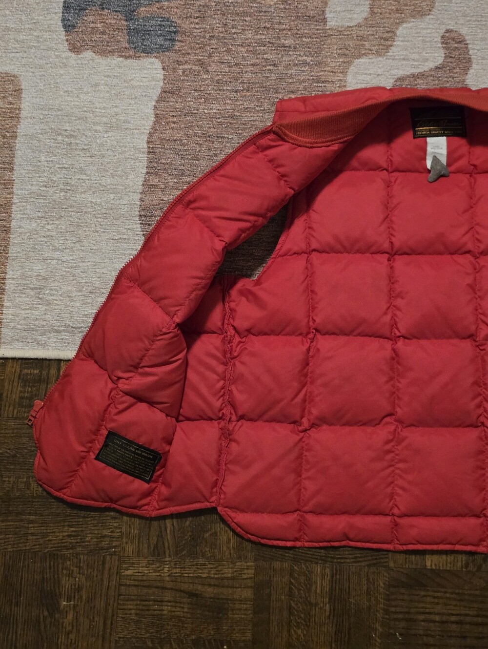 Vintage Eddie Bauer Down Vest SZ M - Picture 2 of 6